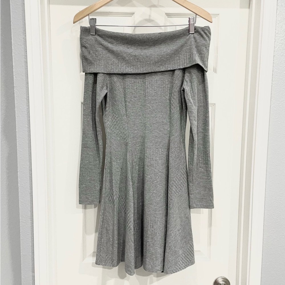 Alya Grey Off the Shoulder Sweater Dress Small